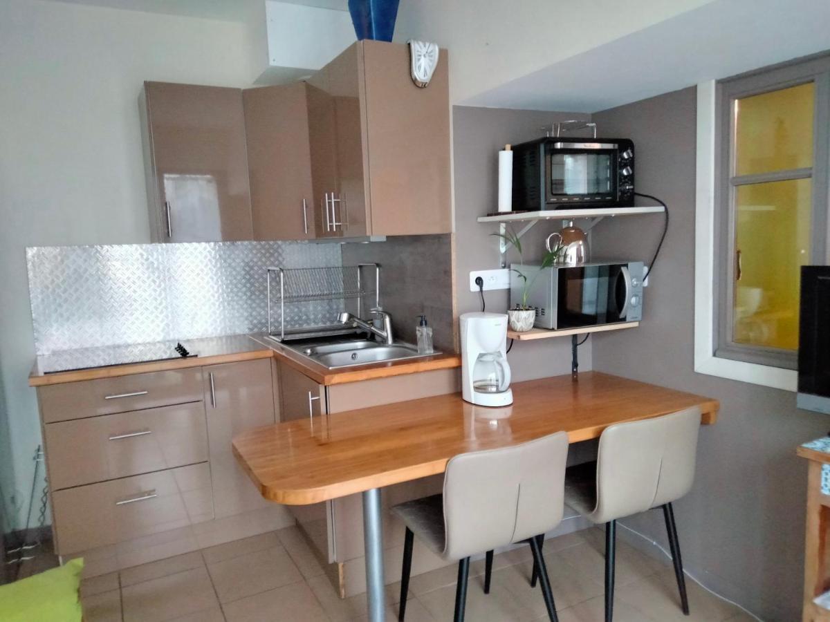 Appartement T2 Sur Cour Nantaise Reze Exterior photo