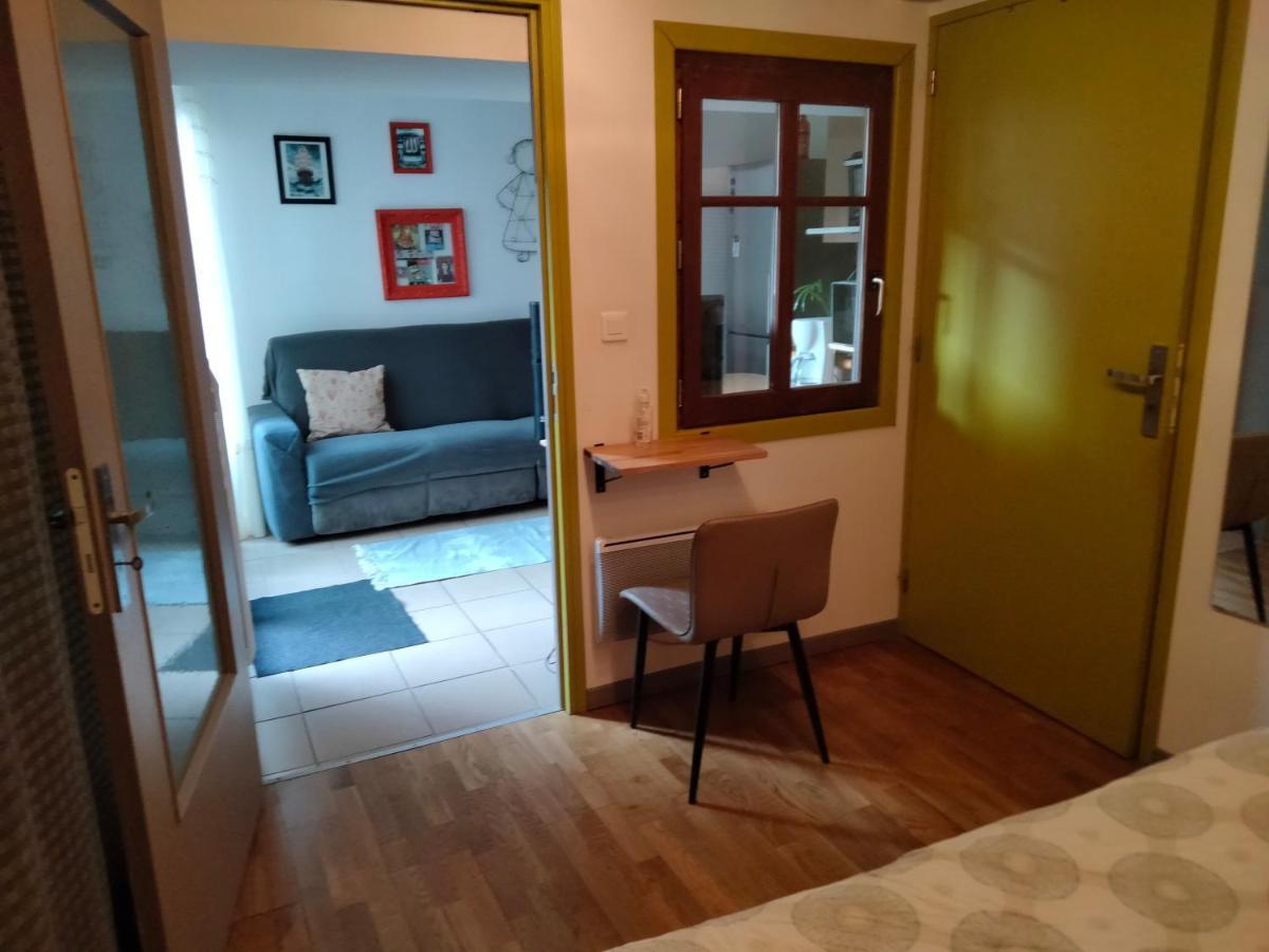 Appartement T2 Sur Cour Nantaise Reze Exterior photo